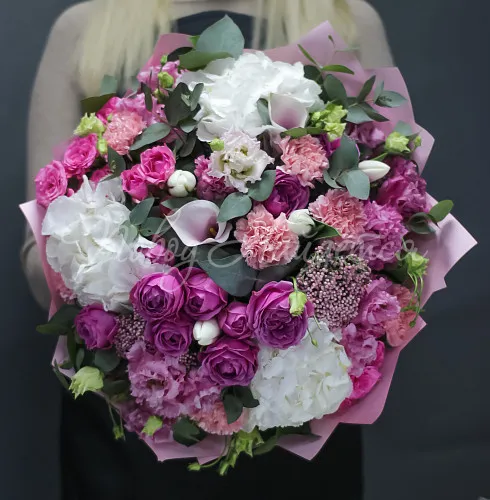 Букеты с ГОРТЕНЗИЯМИ Букет Окрыленные любовью