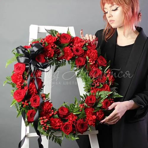 Траурные композиции Букет Траурная композиция №1