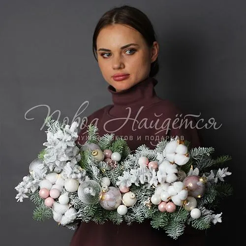 Новогодние композиции Цветочная композиция Новогодние огни