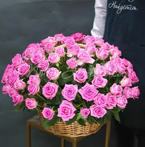 Розы в корзинах Корзина Сан Диего