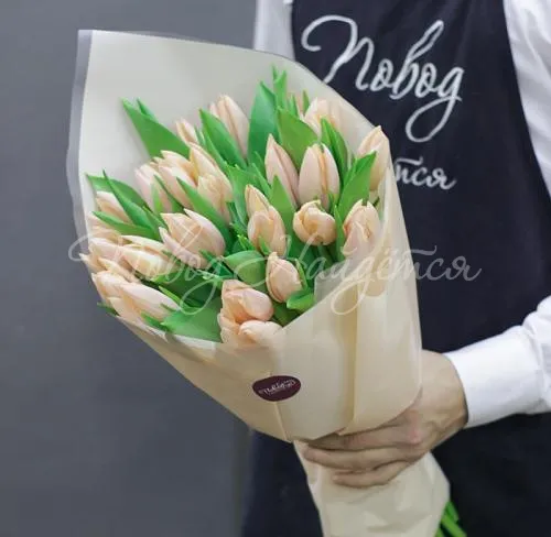 Букет с ТЮЛЬПАНАМИ Букет Чудесное мгновение