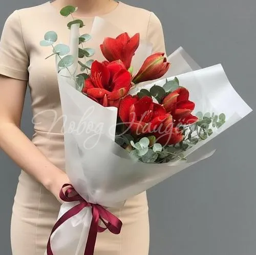 Букеты новогодние Вишневая страсть