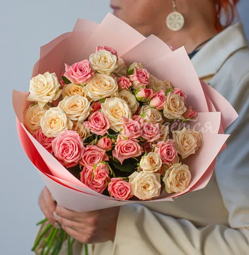 Кустовые розы Букет Муссовый