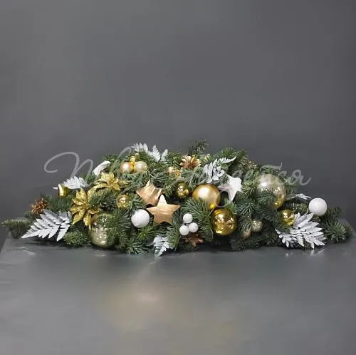 Новогодние композиции Цветочная композиция Золотой ключик