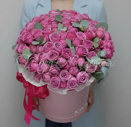 Цветы в шляпной коробке Корзина Империя