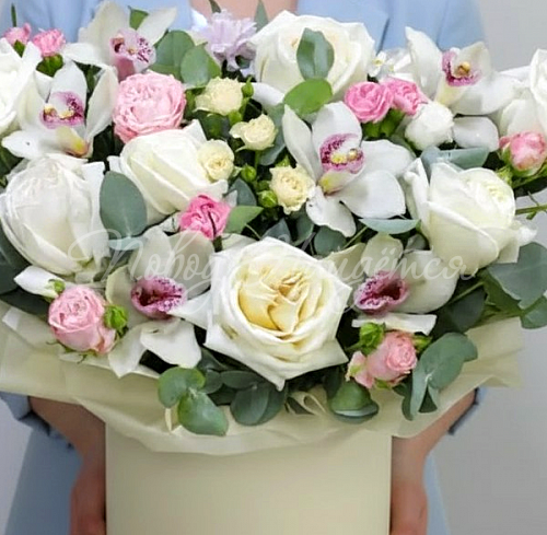 Цветы в шляпной коробке Корзина Холодная комета