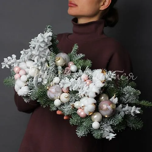Новогодние композиции Цветочная композиция Новогодние огни