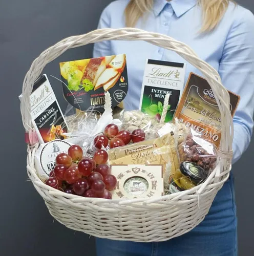 Подарочные корзины Корзина к Вину