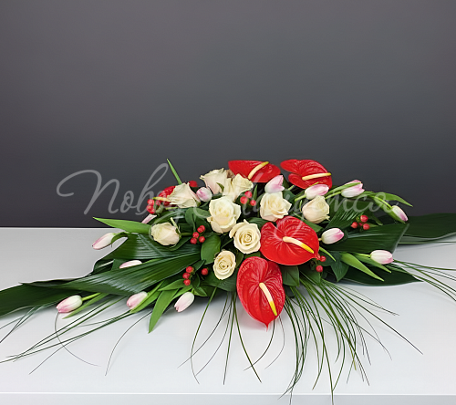 Настольные композиции Цветочная композиция Габи