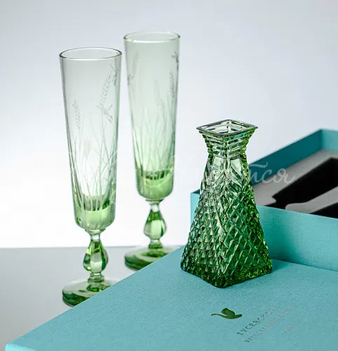 Сувениры Набор хрустальных бокалов с вазой