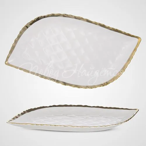 Сувениры Блюдо лист белое с золотой каймой