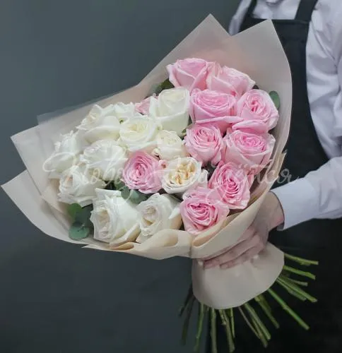 Пионовидные розы Букет Cамо совершенство