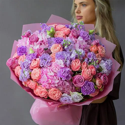 Дизайнерские букеты Букет Жаркий поцелуй