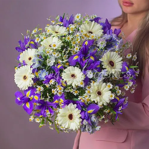 Букеты с ГЕРБЕРАМИ Букет Московское лето