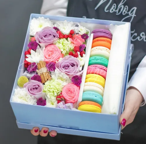 Коробки с макарун Корзина Ягодная фантазия