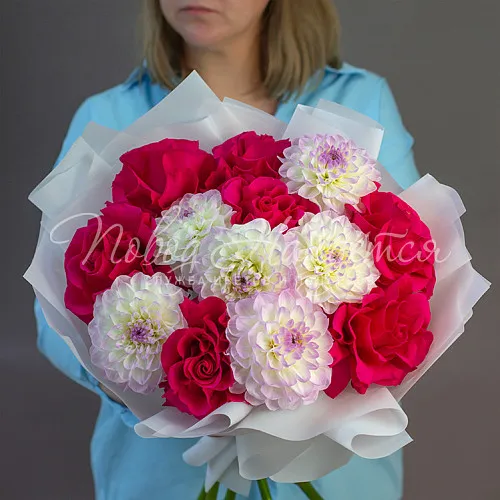 ГЕОРГИНЫ Букет Алый день