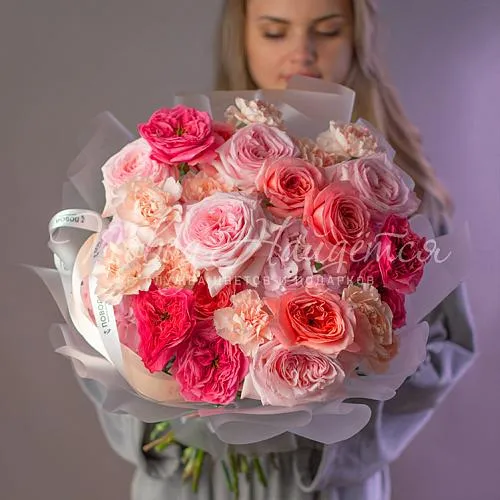 Пионовидные розы Букет Повелительница снов