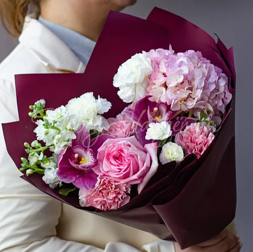 Букеты с ГОРТЕНЗИЯМИ Букет Первый звонок