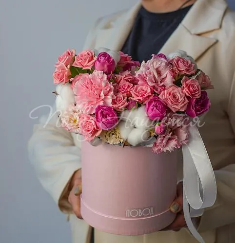 Цветы в шляпной коробке Корзина Розовый сон