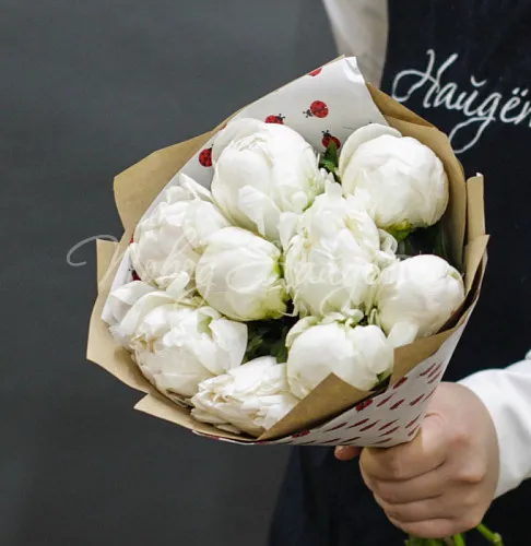 ПИОНЫ Букет Июльский дождь