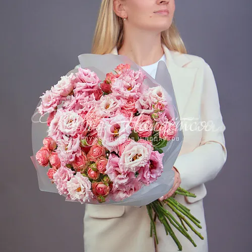 Пионовидные розы Букет Яркие чувства