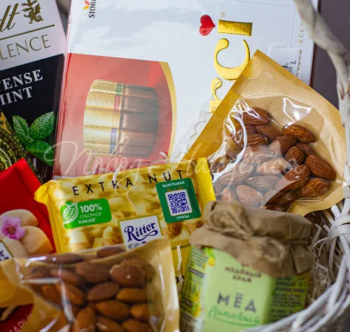 Продуктовые корзины Корзина Чай вдвоем