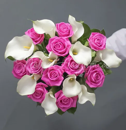 РОЗЫ Букет Пятый океан