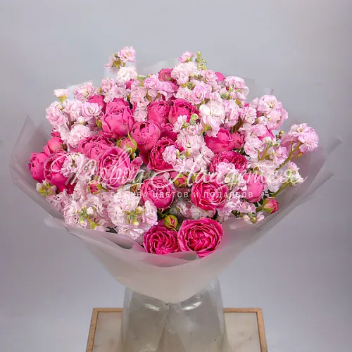 Букеты Букет Малиновый десерт