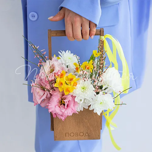 Цветы в деревянных ящиках Корзина Лучи тепла