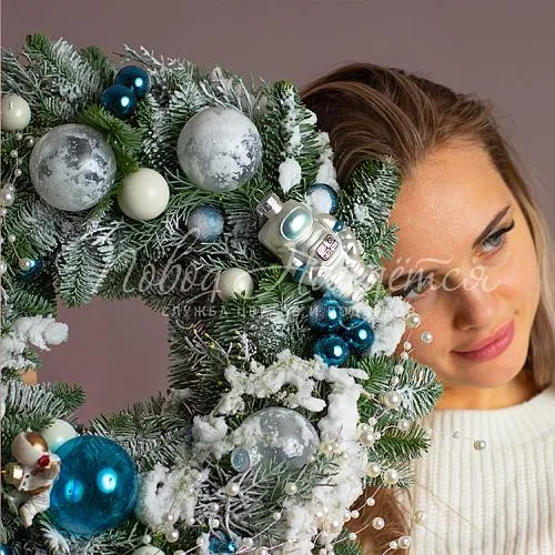 Новогодние композиции Цветочная композиция Космическое чудо