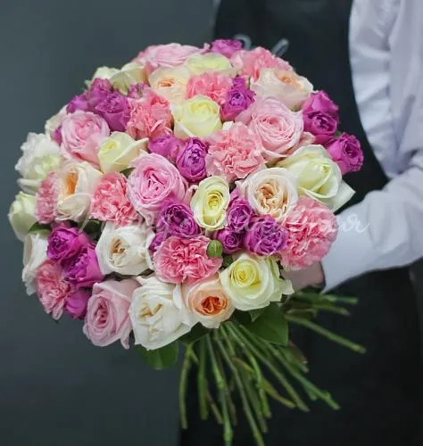 Пионовидные розы Букет Цветочная румба