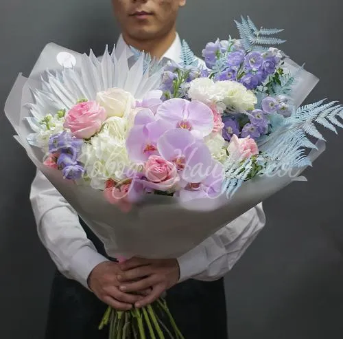 Дизайнерские букеты Букет Манхэттен