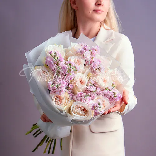 Пионовидные розы Букет Нежное очарование