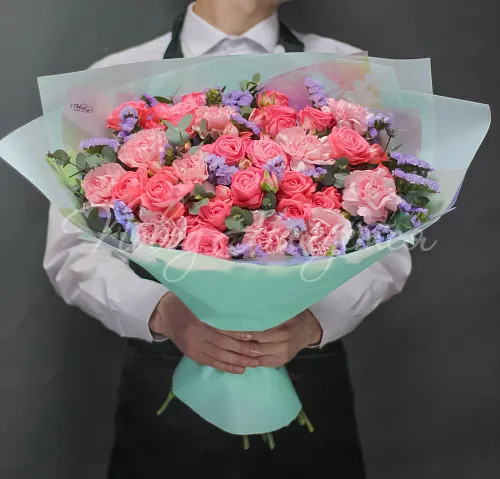 Пионовидные розы Букет Мечтательница