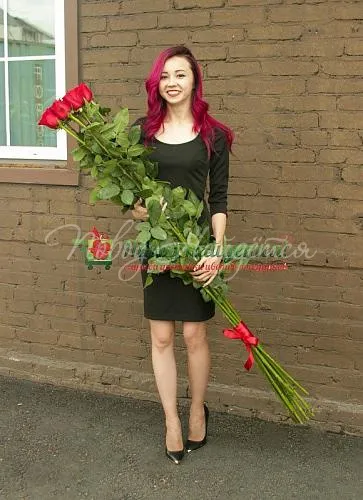 Розы ОГРОМНЫЕ: 100-170 см Букет Эмили