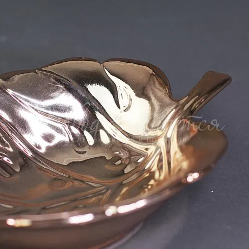 Сувениры Блюдо Лист "Розовое золото"