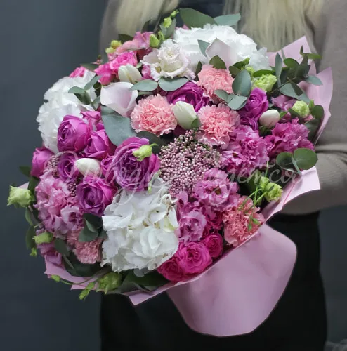 Букеты с ГОРТЕНЗИЯМИ Букет Окрыленные любовью