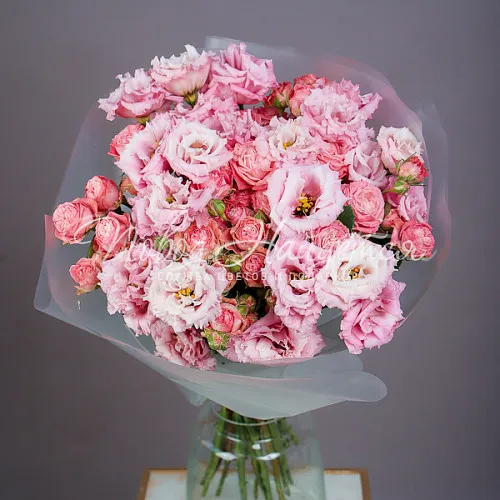 Пионовидные розы Букет Яркие чувства