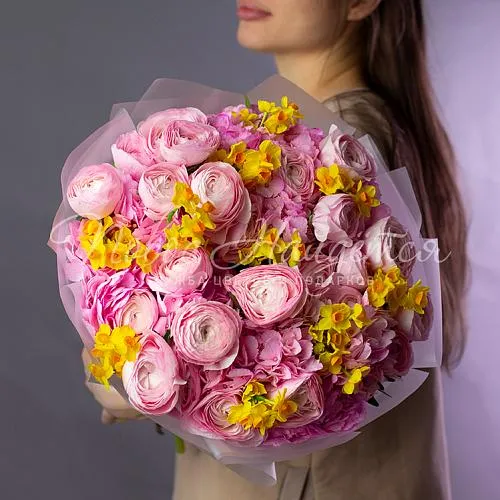 Букеты с РАНУНКУЛЮСАМИ Букет Милания