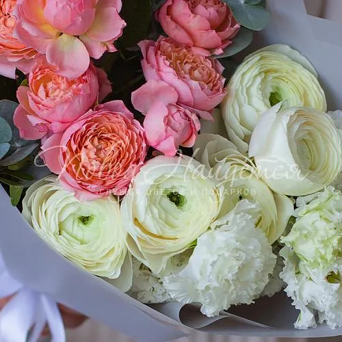 Букеты с РАНУНКУЛЮСАМИ Букет Пальмира