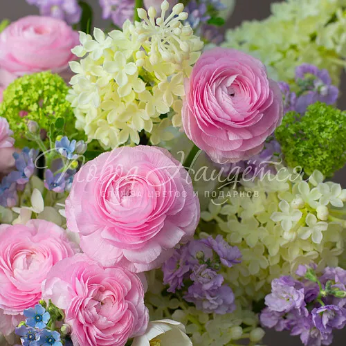 Букеты с РАНУНКУЛЮСАМИ Букет Чарующая незнакомка