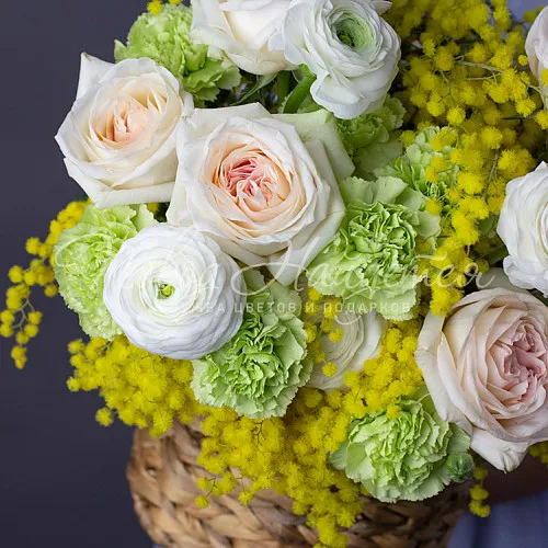 Букеты с РАНУНКУЛЮСАМИ Букет Великолепная весна