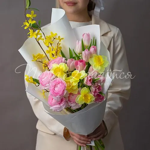 Букеты с РАНУНКУЛЮСАМИ Букет Фелиция