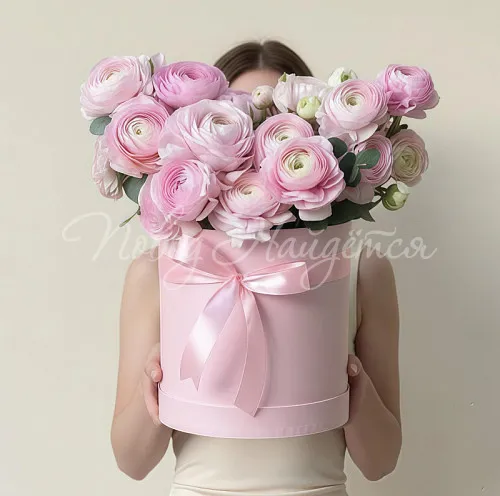 Букеты с РАНУНКУЛЮСАМИ Корзина Трогательный момент