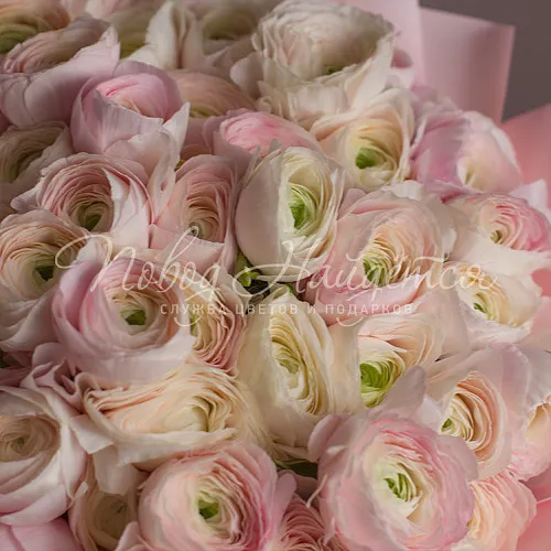 Букеты с РАНУНКУЛЮСАМИ Букет Тайна сердца