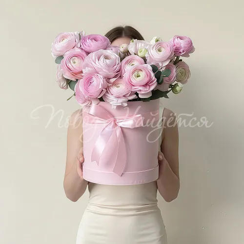 Букеты с РАНУНКУЛЮСАМИ Корзина Трогательный момент