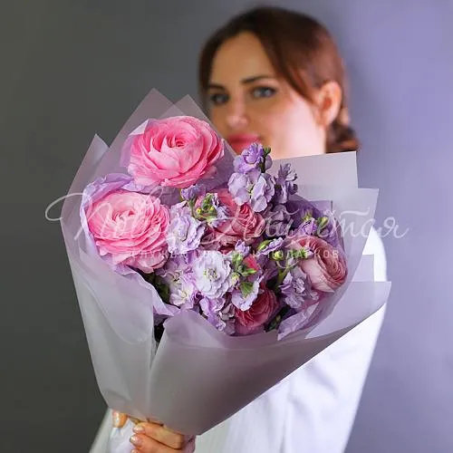 Букеты с РАНУНКУЛЮСАМИ Букет Рамина