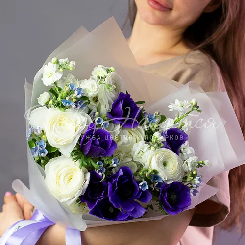 Букеты с РАНУНКУЛЮСАМИ Букет Небесное покрывало