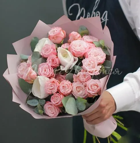 Букеты с РАНУНКУЛЮСАМИ Букет Эрмитаж