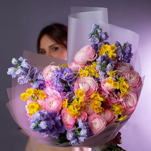 Букеты с РАНУНКУЛЮСАМИ Букет Ромео и Джульетта